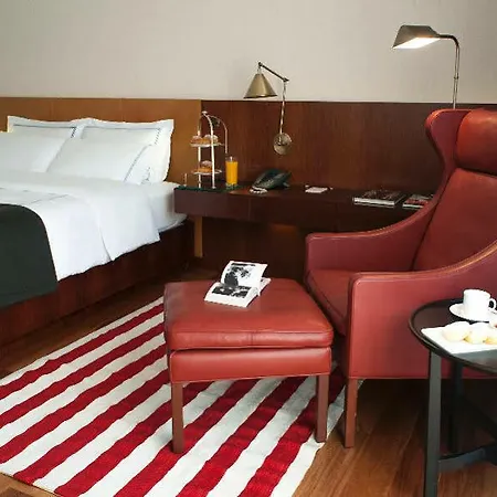 Hotel Square Nine Belgrade-the Leading Of The World Bělehrad